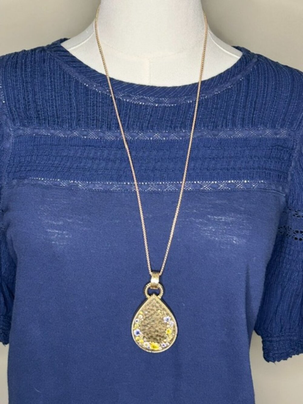 Gold Tone Floral Teardrop Pendant Long Necklace 28" NWOT